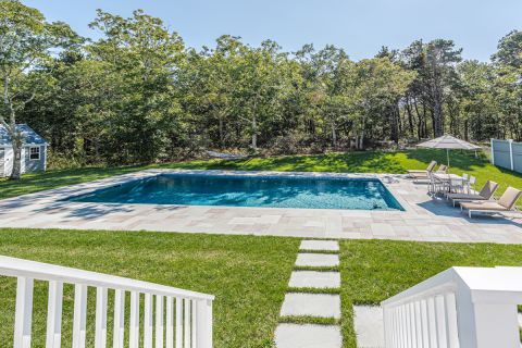 Steps from Deck to Pool
